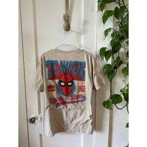 Marvel size large the amazing spider man t-shirt